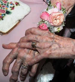 rarebritney:lesbian couple on their wedding day after 72 years together, photographed by Thomas Greyer