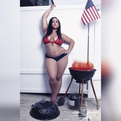 #throwback is it summer yet????  Model is Jackie A @jackieabitches  #photosbyphelps #bbq #summer #cookout #fitnessmodel #honormycurves #honorcurves #fashion