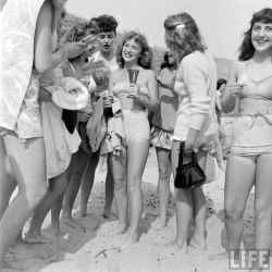 1940to1949:  Balboa Beach Party 1947