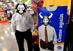 mundanetale:  Hey welcome to my Undertale RP blog set in a AU where Asgore is the night manager at a Kroger in Dawsonville, GA. 