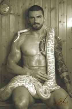 I often imagine Stuart Reardon with a big snake, but DAMN! (Btw OFTEN, if you know me, is the understatement of the century)