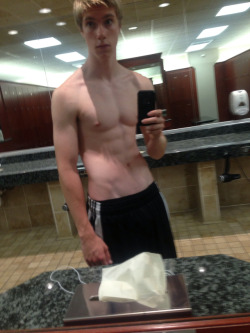 just-a-twink-again:  changing-room hottie… love the pic of him in the green shorts &lt;3 