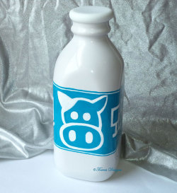 geek-studio:  Lon Lon Ranch Milk Bottle by TorresDesigns
