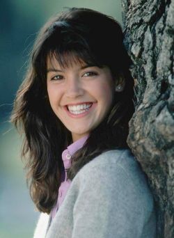 famoustits23:  171 PHOEBE CATES Age 52. Bra size 34B Set number 171 from famoustits23 BORN: New York, USA FILMS: Fast Times at Ridgemont High, Gremlins(×2), Drop Dead Fred