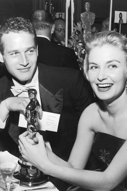 avagardner:  Paul Newman &amp; Joanne Woodward at the 31st Academy Awards, 1958.   Look how he looks at her 😍