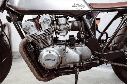 collectori:  ‘81 Honda CB750 – deBolex Engineering 