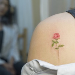 dreampopgoth:super cute and detailed flower tattoos by soltattoo  LOVE these!  ***Follow ~Selena Kitt~ on Tumblr***   