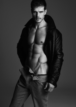 lesguys:   Diego Miguel ph by Hudson Rennan for Desire Homme