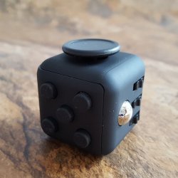 th3-trippi3-hippi3: leodamuddafuckinlion:  obsessed1ove:  nerdygirl426:  violetmika:  kameko13:  introvertpalaceus:   Every Stress Cube comes with six dynamic fidget features, Switch, Flow, Swivel, Compress, Soothe and Twist. Each feature is specially