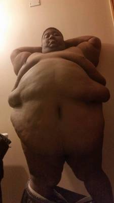 sumoboy69:  Our after Thanksgiving stuffed pics. Hope you fat folks like.  You two are amazing, would love to see you in action!