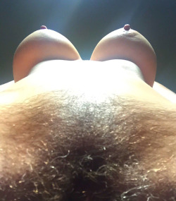 hairypussyselfie:Submit your hairy pussy selfies photos, gif or videos at hairypussyselfie.tumblr.com/submit
