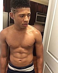 thickboyswag:  Dude from Empire!
