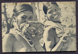   Indian women, via Old Indian Photographs.   