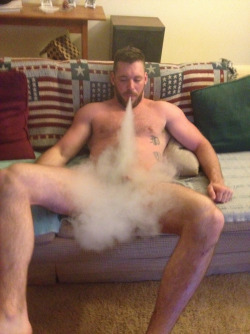 dadsandtwinksporn:  Find hot guys near you for sex tonight: http://bit.ly/1OnubaV  Little bit of mystery.