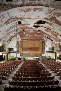  In order to offer entertainment to the patients at the asylum, the planners of Norwich State Hospital built this elaborate theatre, with a stage for performances and, later, movies.  There was an organ to accompany silent films, and a full projection