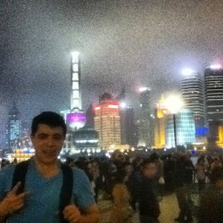 At the shanghai bund #shanghai #explorethecity #studyabroad #china