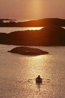 natgeofound:  Osterskar Island, Finland.Photograph by Thomas J. Abercrombie, National Geographic