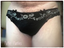 pattiespics: These are the panties that I wore on Friday.  I think they would like a new home.  Any of you USA gurls out there interested?  Send me an address if you are. You can peek at more of Pattie’s Panties, Bras  and Sissy Dick  here   ~~
