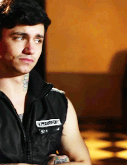 leprinceofsins:cockyboys-gifs:  Jake Bass in Men Of Anarchy (Trailer)   He looks confused