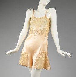 omgthatdress:  Teddy 1925-1930 The Metropolitan Museum of Art The main foundation garment of the 1920s was the combination, or as it came to be known, the teddy.  Unlike the combinations before it that had to accommodate voluminous skirts and petticoats,