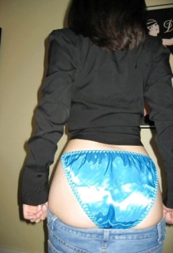 satinpantylover123:  OMG I would love those straight from her lovely but :-)
