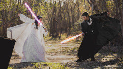 buzzfeedgeeky:  This Couple’s Star Wars-Themed Wedding Pictures Are Intensely Awesome 
