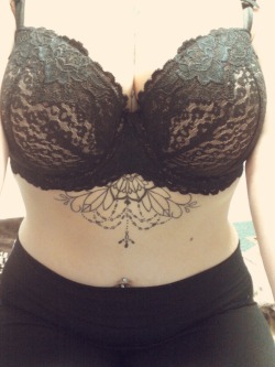 downtofunk69:  Totes gotta free bra from Torrid today. All I had to do was bra fit two customers. Hell yah to free boobie support 