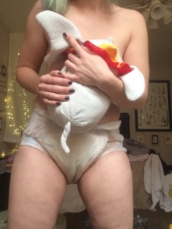 sweetpea-n-daddymonster:Dumbo and a dumb soggy baby 
