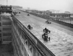 The rooftop test track on the FIAT factory in Turin, 1928