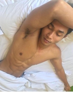 farishhaziq:  Tired today, goodnight 😙  Mcm ni pon dh npk sexy&hellip;no need to naked!