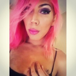 #CheekBones #CandyYumYum #Lipstick #MAC #MakeUp #Pink #Fabulous #Instapic #Follow