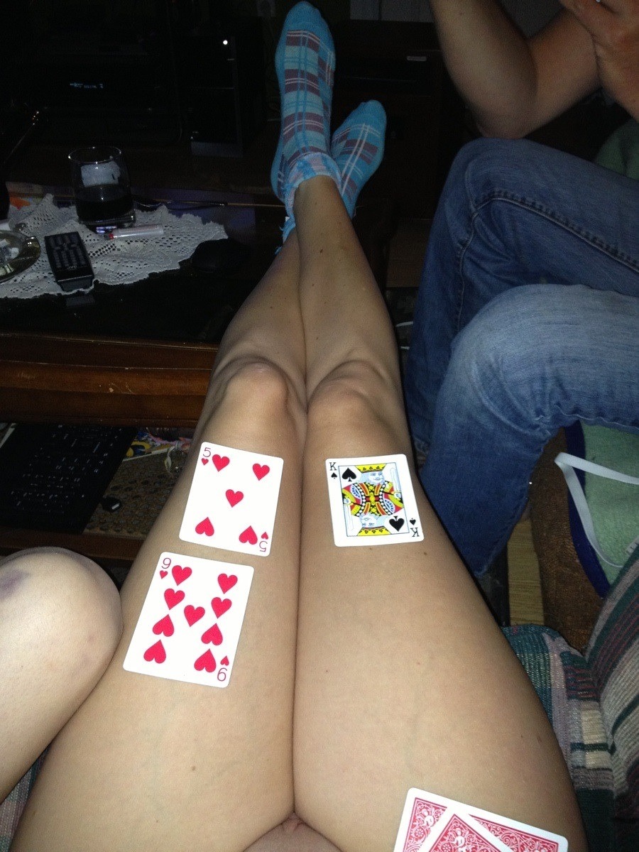 Naked girlfriend strip poker