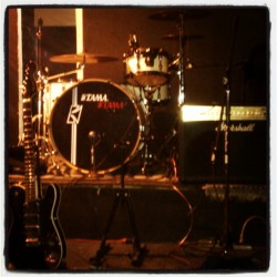Keep on rockin! #drums #tama #guitar #fender #telecaster #marshall #rocknroll
