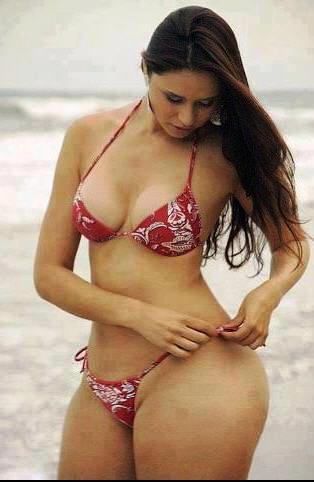 Hot sexy brazilian girls in bikinis
