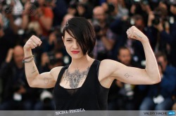 Asia Argento - Cannes 2014 - Red Carpet 