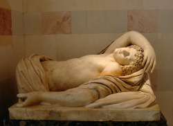 apollophile:  Sleeping Endymion. Fragment of the group of Selene and Endymion. Marble. Roman, after a Greek original of the 2nd century BCESaint Petersburg, The State Hermitage Museum2006 photo by S. Sosnovskiy.☀Images of masculine beauty and light