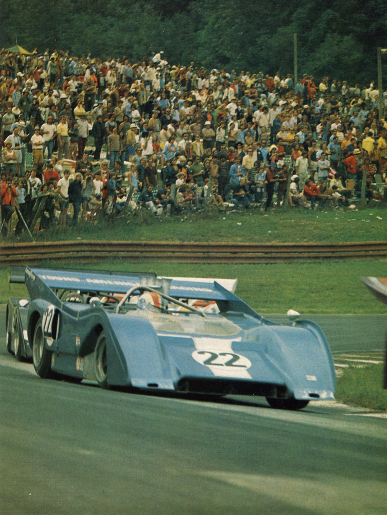 frenchcurious:

CAN AM 1972 - François Cevert Vainqueur à Donny Brooke - McLaren M8F Virage auto Novembre 1972
