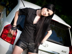 luxury-car-divas:  Girl in carGirls and cars Twitter  Via definitecuties. For more followers, click TumblrFamous.