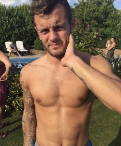 debriefed:  Candid: shirtless Jack Wilshere enjoying the British summer