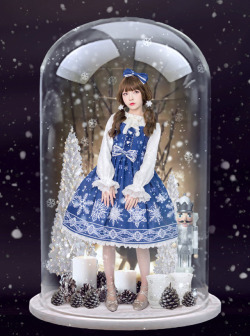 lolita-wardrobe:  New Release: Lemon Honey 【-The Snow Princess-】 #SweetLolita Jumper Dress◆ Shopping Link &gt;&gt;&gt; https://www.lolitawardrobe.com/lemon-honey-the-snow-princess-sweet-lolita-jumper-dress_p4851.html