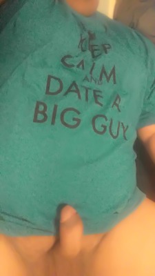 bigmanincommand:  My friend bought me a new shirt that she thought I might like and since it’s been awhile I thought some new pics with it would be cool  Hot!