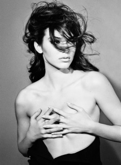 sheisglorious:  (via Kendall Jenner By Mikael Jansson For Interview Magazine | June 2014 | The Libertine) 