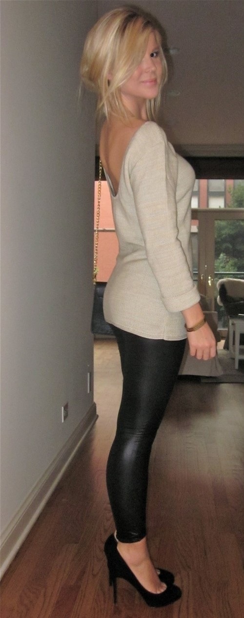 Leather leggings outfit