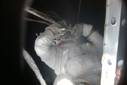 humanoidhistory:  On June 22, 1973, astronaut Joe Kerwin goes on a spacewalk outside the Skylab space station. 