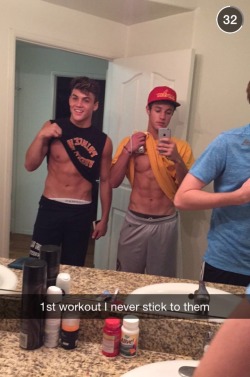 male-celebs-naked:  Ethan/Grayson Dolan and Cameron Dallas
