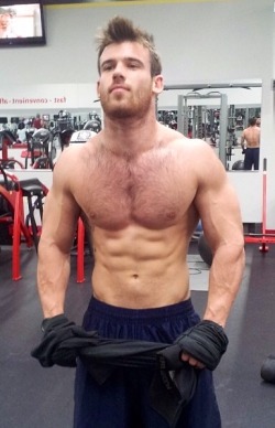 aguywholikesguys:  notebelow:  rhiordan:  Unshaven (mostly) Will Grant  Inspiration  Follow me for dicks, sports and menhttp://aguywholikesguys.tumblr.com
