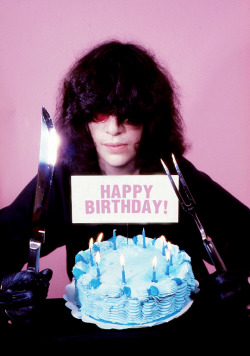 vintagegal:  Happy Birthday Joey Ramone (May 19, 1951 – April 15, 2001) Photo by Godlis (via)