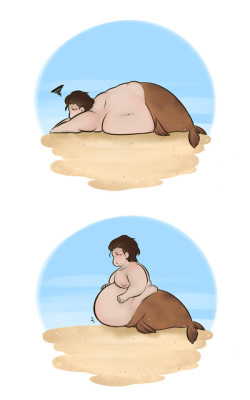 moxiebox: When you can’t lay down properly so you dig a hole in the sand for your tummy~