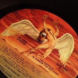 vinylhunt:  &ldquo;In Through the Out Door&rdquo; || Led Zeppelin || Swan Song SS 16002 || 1979  #vinyl #record #nowplaying #nowspinning #turntable #vinyligclub #vinylhunt #ledzep #ledzeppelin
