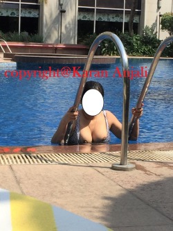 karananjaliblog:  Having fun in Bangalore Hotel…………… Till 08th we r in Bangalore Email to plan a meetEmail: curiouscouple4funn@gmail.com  Wow